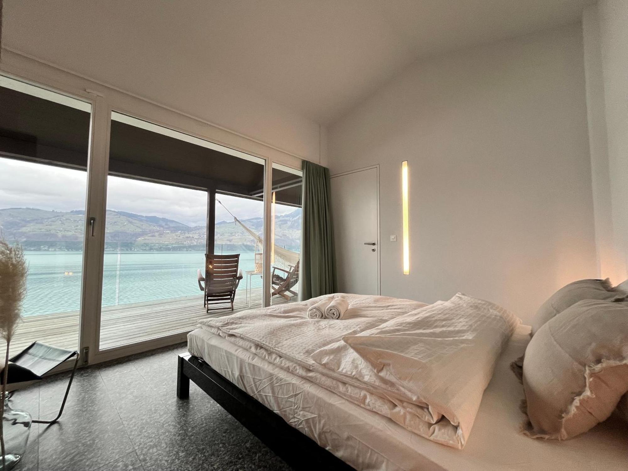 Wohnung Mit Grossartiger Seesicht Und Balkon Spiez Luaran gambar