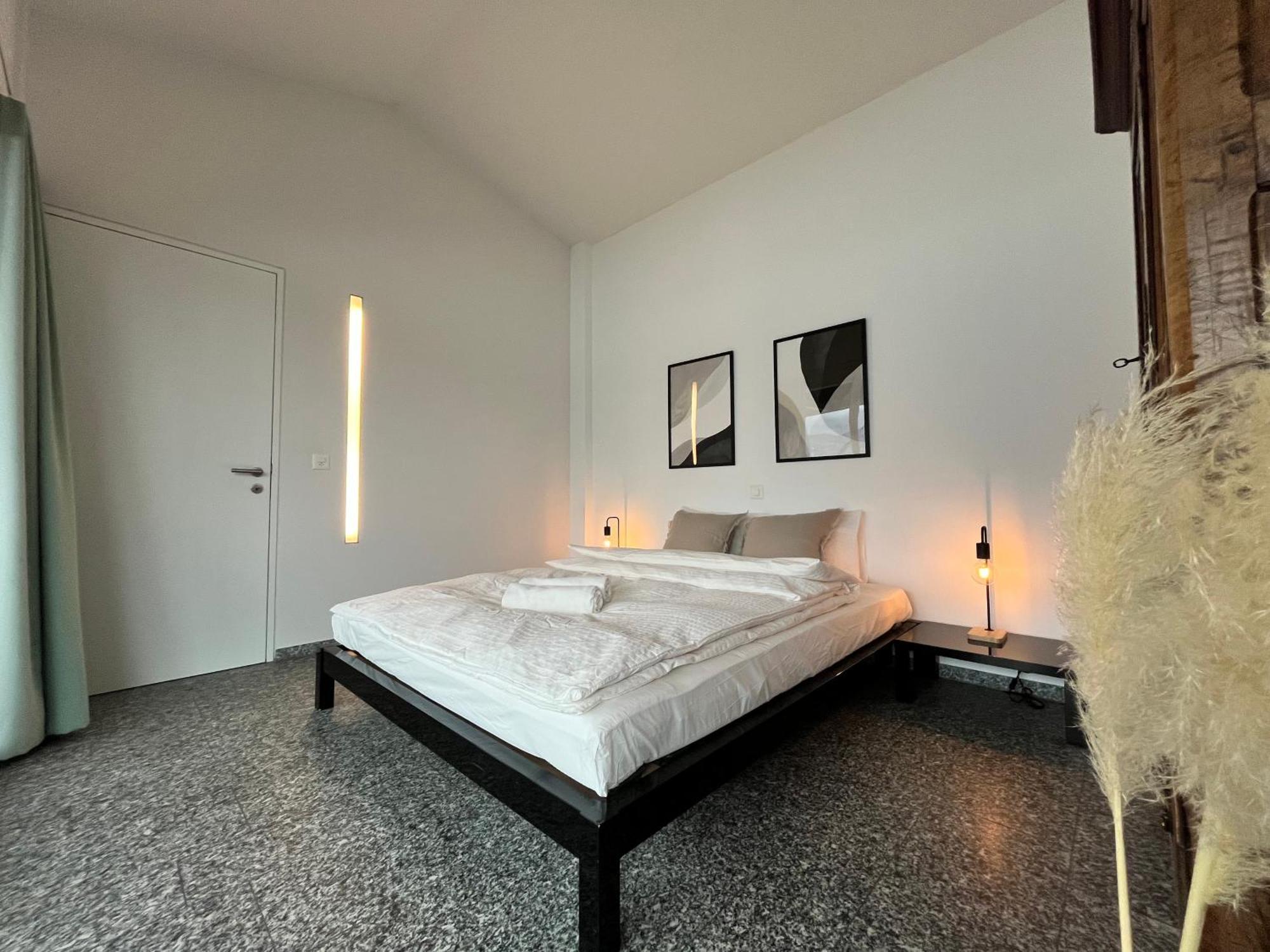 Wohnung Mit Grossartiger Seesicht Und Balkon Spiez Luaran gambar