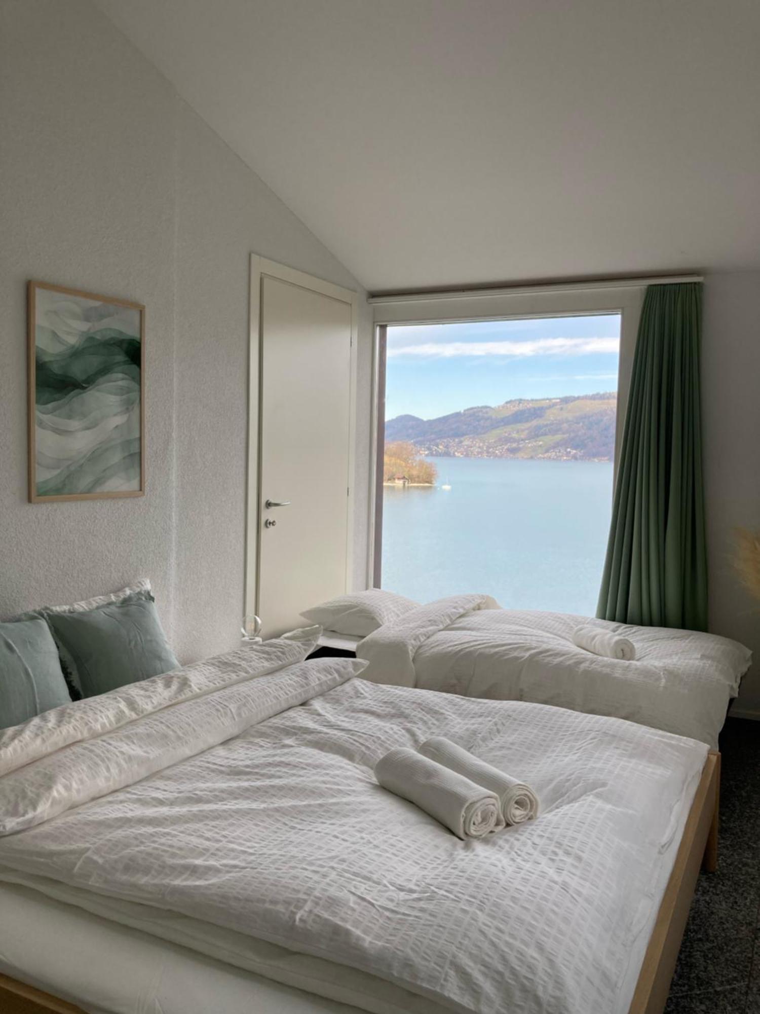 Wohnung Mit Grossartiger Seesicht Und Balkon Spiez Luaran gambar
