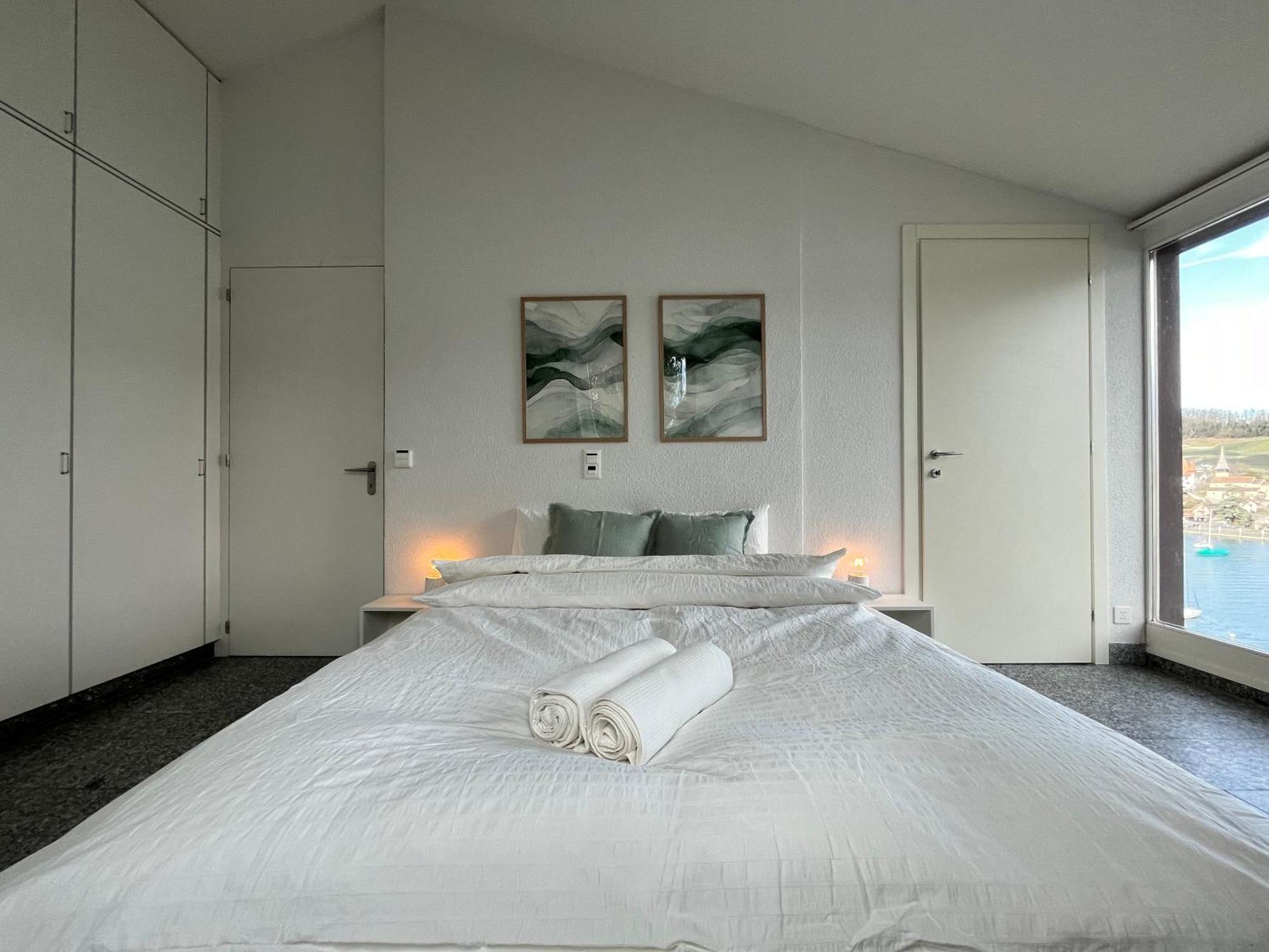 Wohnung Mit Grossartiger Seesicht Und Balkon Spiez Luaran gambar